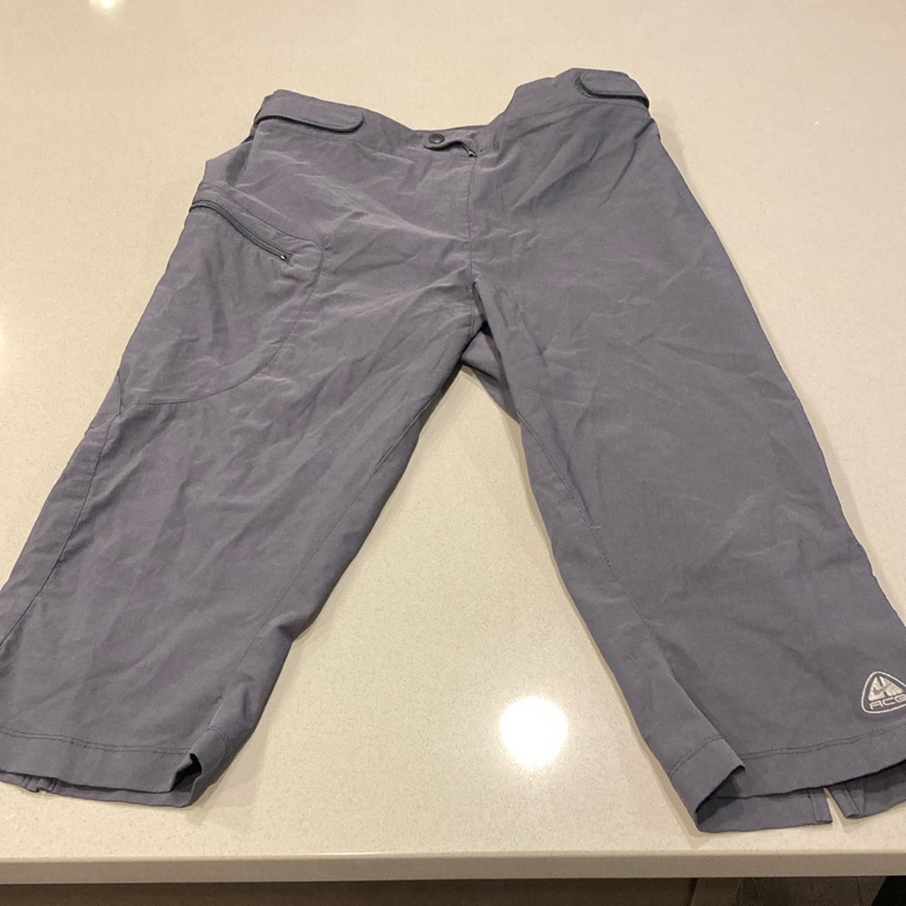 Nike ACG Dri-Fit Capri Pant Size Medium